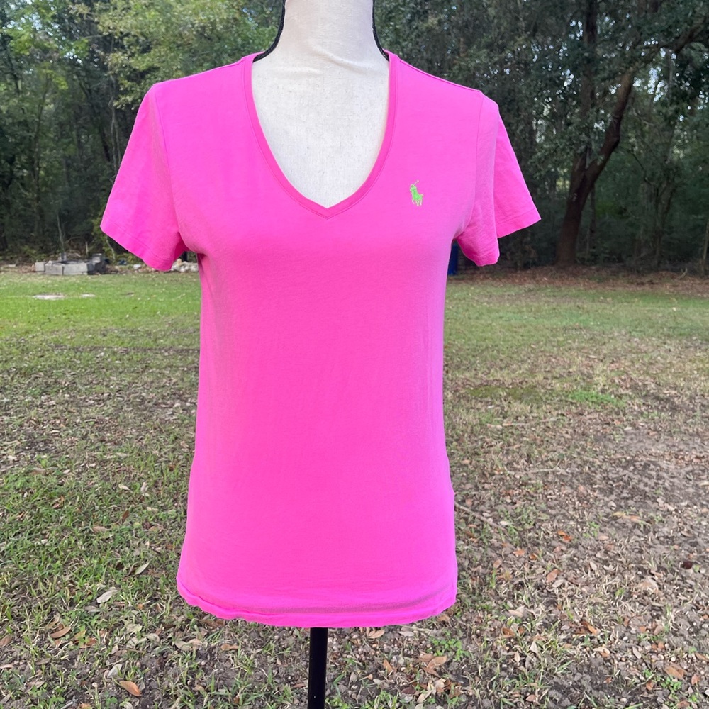 RALPH LAUREN SPORT MEDIUM COOL PINK GRAY LOGO HORSE V NECK SHORT SLEEVE TOP